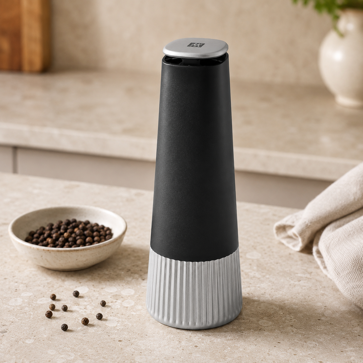 ZWILLING Salt Mill, Black